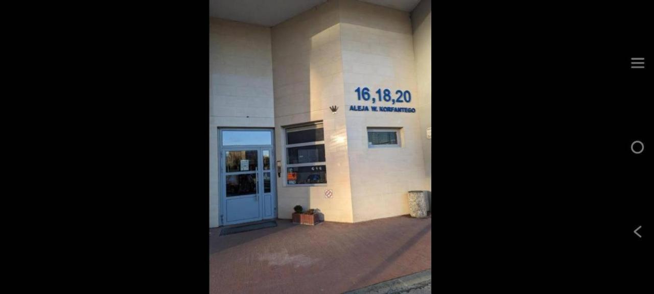 Tabago Studio 4 Katowice Superjednostka ภายนอก รูปภาพ